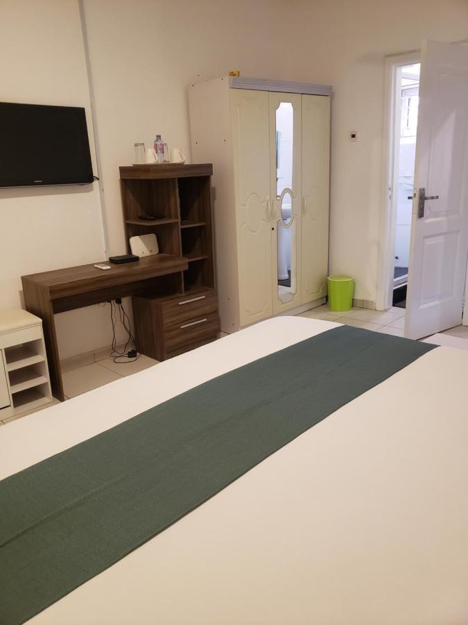 Hgl Guest House 이스트 레곤 외부 사진