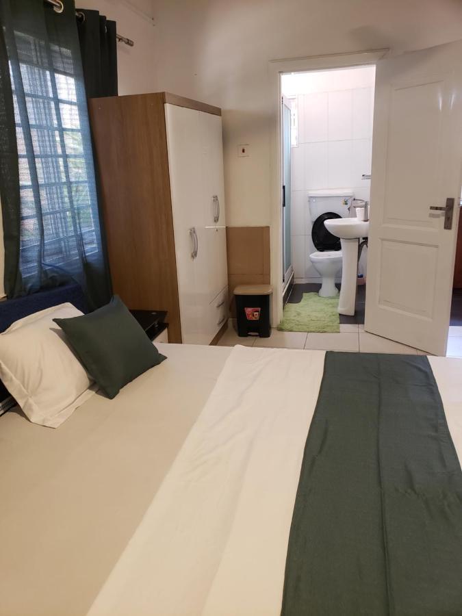 Hgl Guest House 이스트 레곤 외부 사진